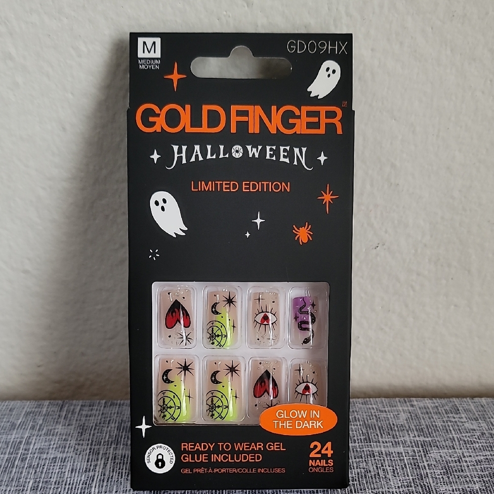 Goldfinger By Kiss Limited Edition Glue On Nails Heart Eye Snake Moon New